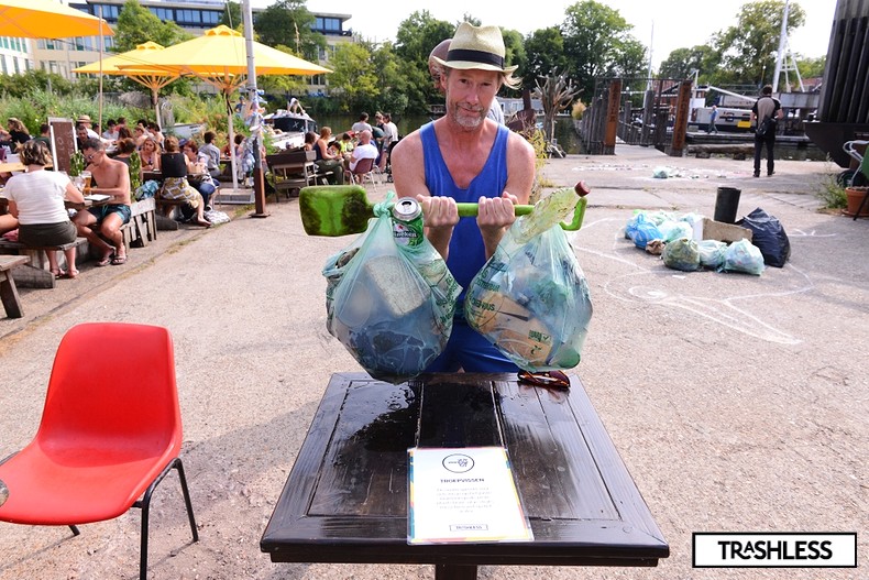 hos_3479-trashless-earth